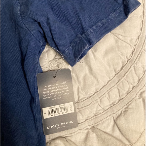 Men’s Lucky Brand Graphic Tee - Picture 4 of 4